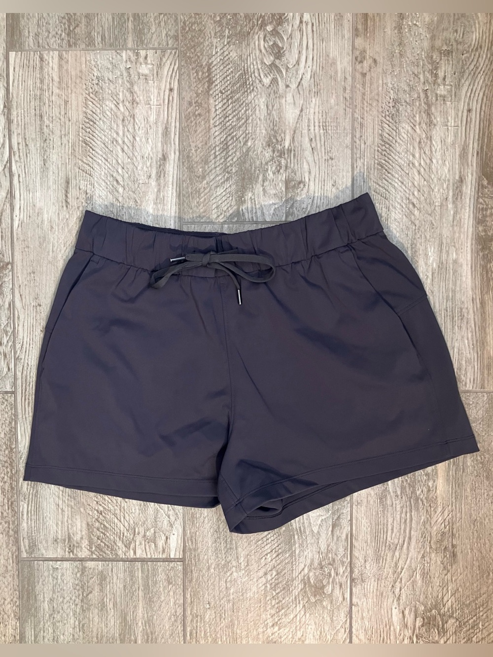 CRZ YOGA Women's Drawstring Athletic Shorts - Navy